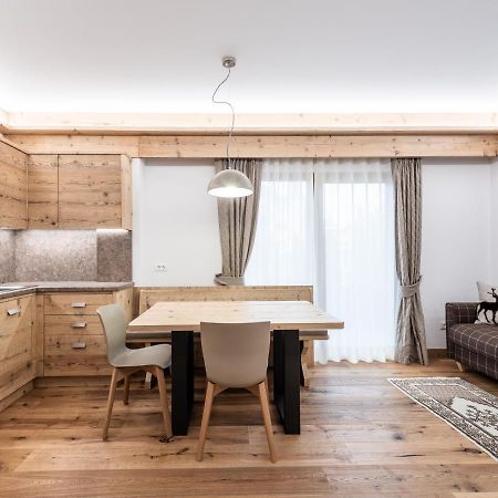 Residence Mairhofer Dobbiaco Eksteriør billede