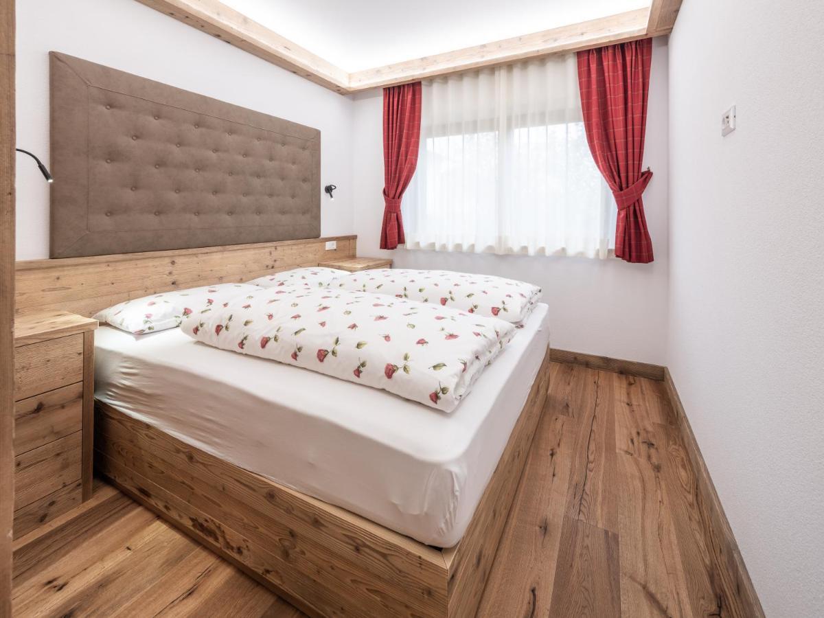 Residence Mairhofer Dobbiaco Eksteriør billede