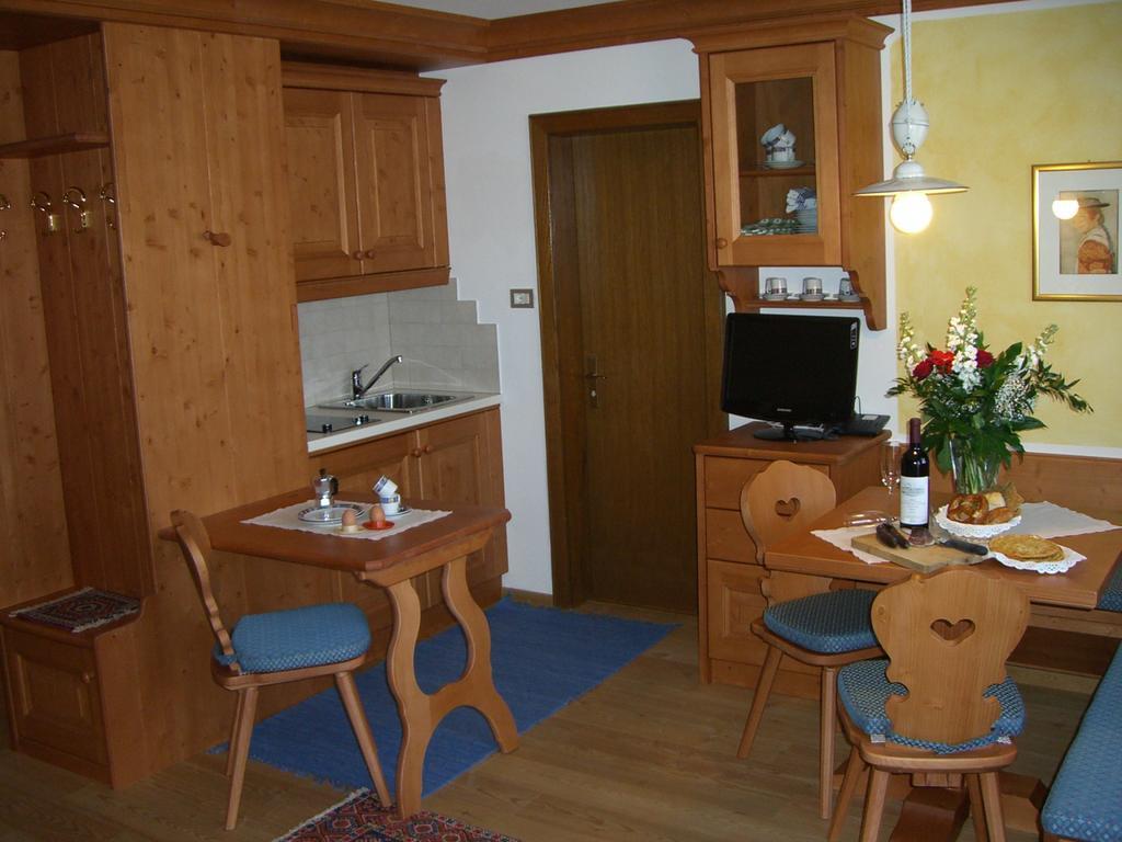 Residence Mairhofer Dobbiaco Eksteriør billede
